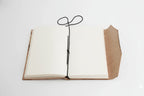 L'Authenticité au Bout de la Plume : Carnet en Cuir & Papier Coton - Format 19x12 cm